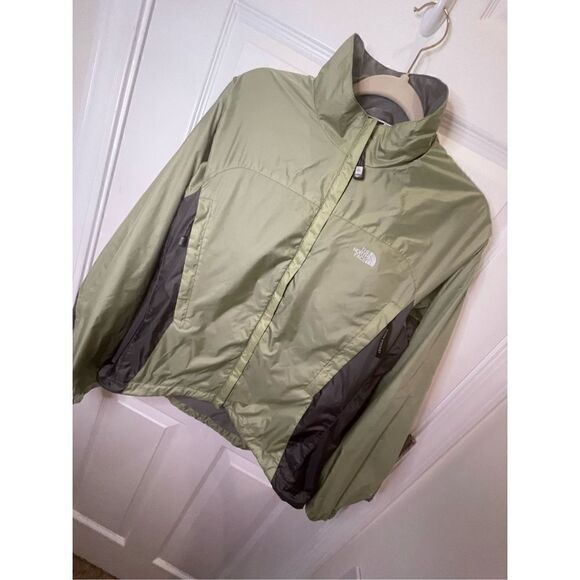 North Face women’s nylon windbreaker medium green - Picture 1 of 9